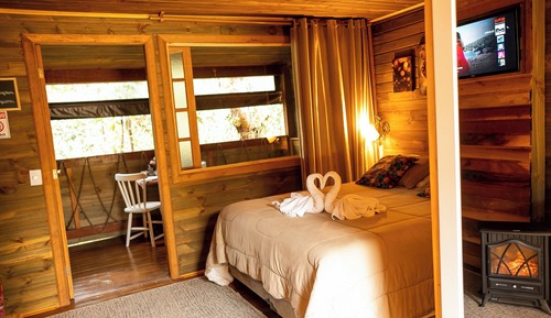 Cabin (3)