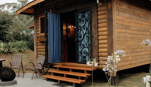 Cabin (8)