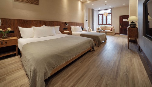 Luxury Triple Room, Courtyard View