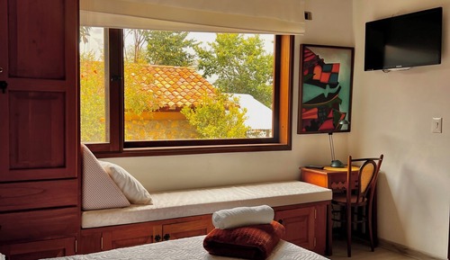 Deluxe Duplex, 6 Bedrooms, Private Bathroom, Mountain View