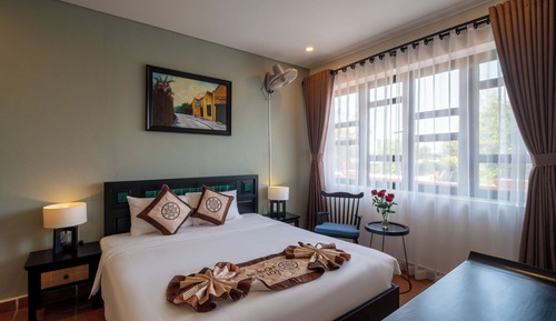 Superior Double Room, 1 Double Bed, Private Bathroom, City View