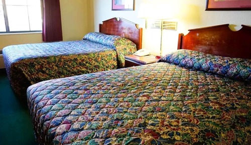 Comfort Room, 2 Queen Beds, Non Smoking