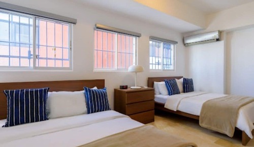 Standard Apartment, 3 Bedrooms, City View