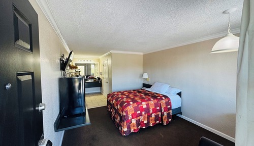 Deluxe Single Room, Non Smoking, City View