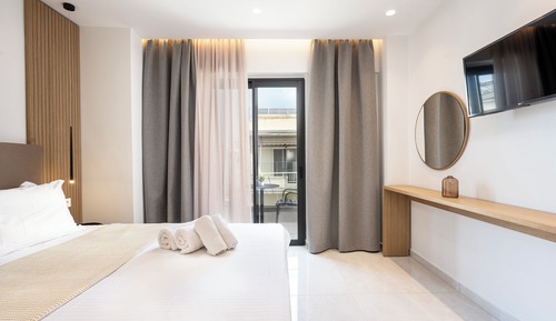 Family Apartment, Balcony