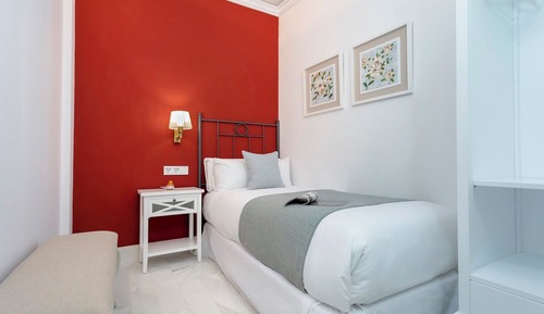 Apartment (2 Bedrooms)