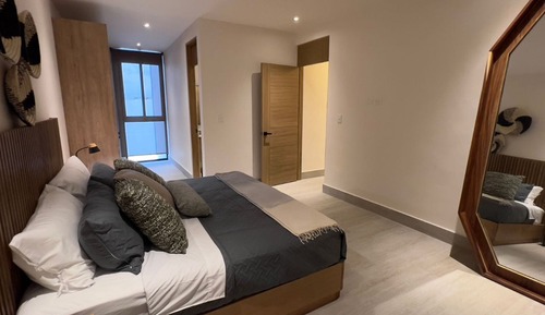 Family Apartment, City View