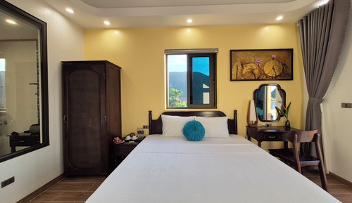 Deluxe Double Room, Balcony, Mountain View