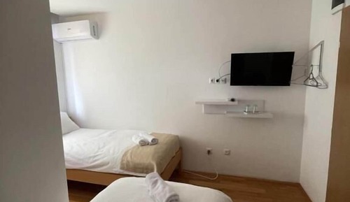 Basic Twin Room