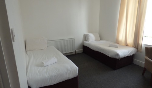 Basic Twin Room
