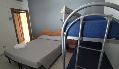 Classic Quadruple Room, Sea View