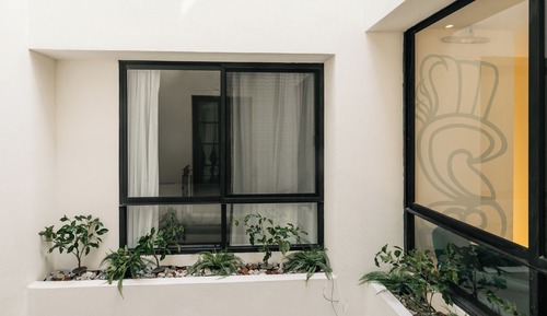 Basic Room, Refrigerator & Microwave