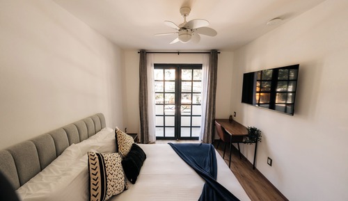 Basic Room, Balcony, City View