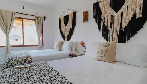Basic Room, 2 Double Beds, City View