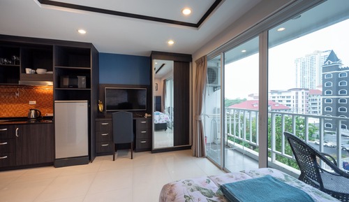 Classic Studio, Balcony, City View