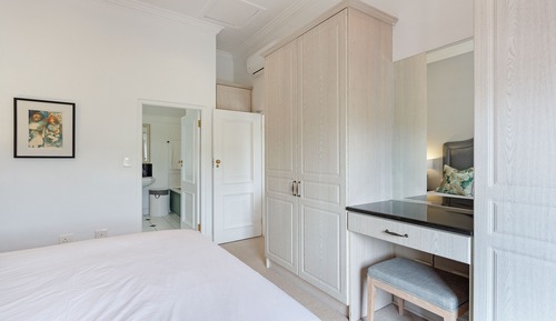 Business Villa