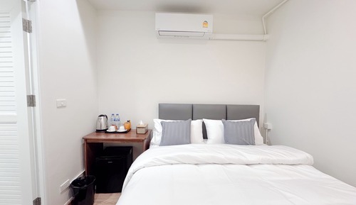 Superior Room with Private Bathroom (No Windows)