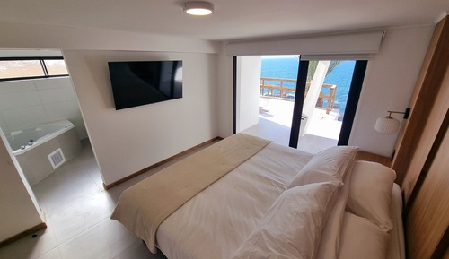 Superior Suite, Sea View
