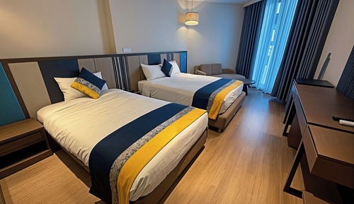 Deluxe Double or Twin Room, Beach View