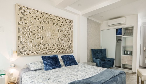 Royal Room