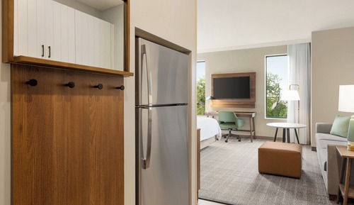 Studio Suite, 1 King Bed, Kitchen (Tub)