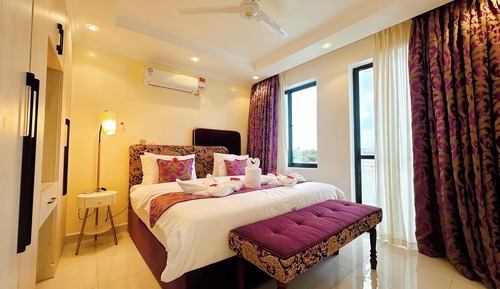 Executive Suite