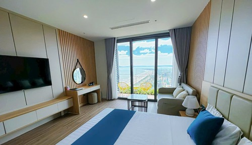 Standard Apartment, Beach View