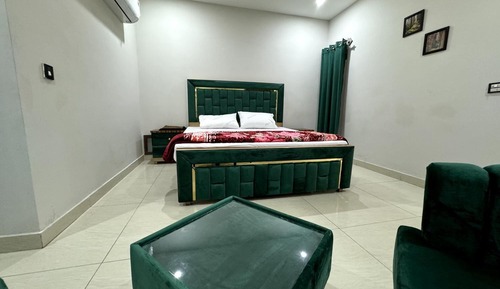 Deluxe Double Room, City View