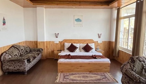 Luxury Double Room, Hill View