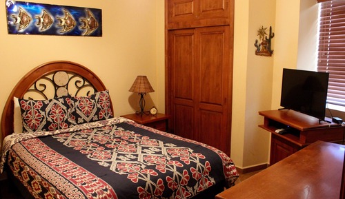 Condo, Multiple Beds, Balcony (Casa Blanca CC 405)