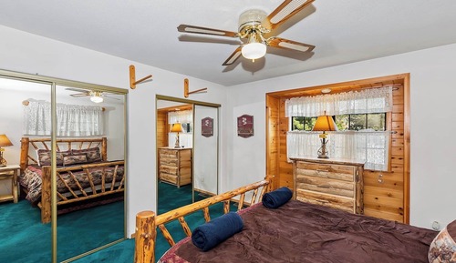 Signature Cabin, 3 Bedrooms, Non Smoking, Mountain View