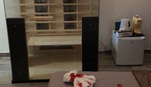 Luxury Suite
