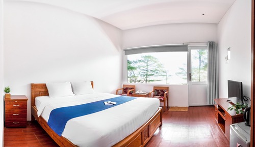 Luxury Double Room, 1 King Bed, City View