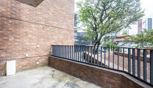 Standard Studio (562814)