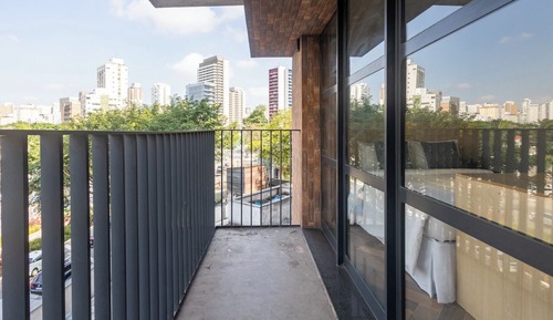 Standard Studio (562955)