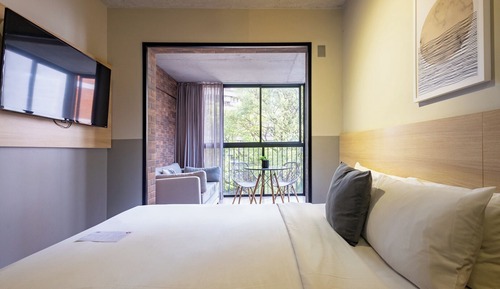 Standard Studio (562950)