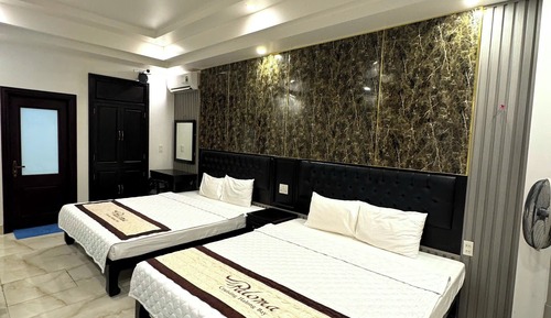 Family Double or Twin Room, Beach View
