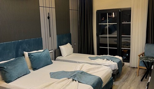 Economy Triple Room