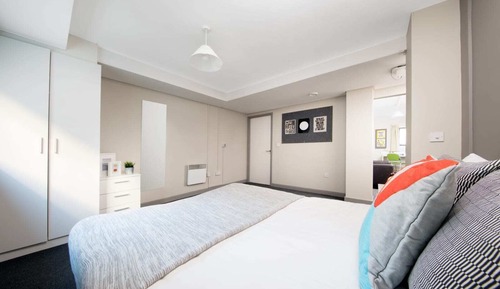 Apartment, 4 Bedrooms, Non Smoking