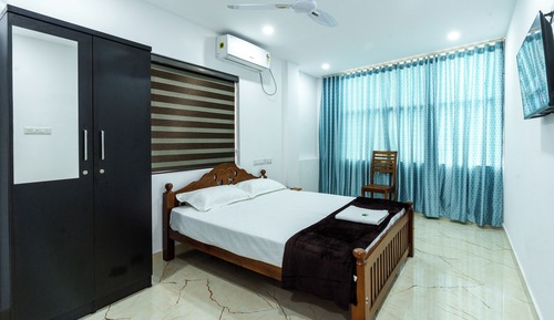Deluxe Double Room, City View