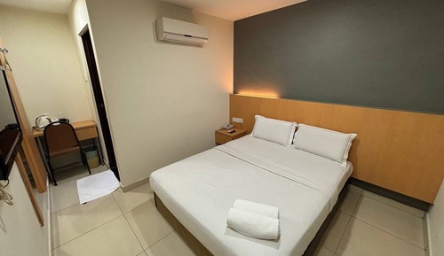 Basic Double Room