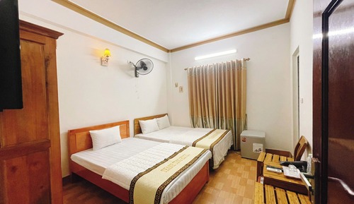 Basic Triple Room