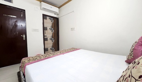 Classic Single Room