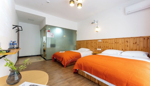 Classic Twin Room