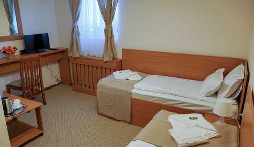 Standard Twin Room, City View