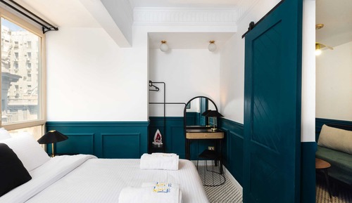 Basic Apartment (Neat Nostalgic)