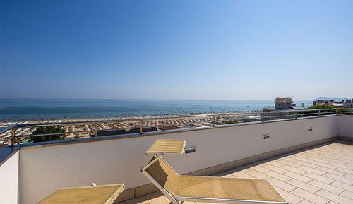 Exclusive Penthouse, Mobility Accessible, Sea View
