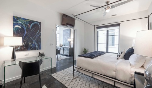 Studio (1 Bedroom)