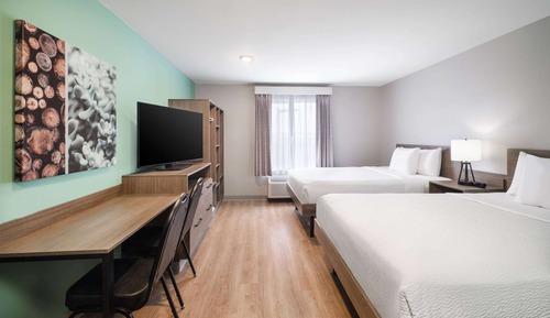 Standard Room, 2 Queen Beds, Non Smoking