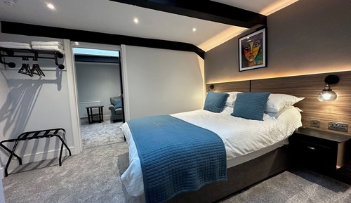 Double Room (Small Suite Kingsize)